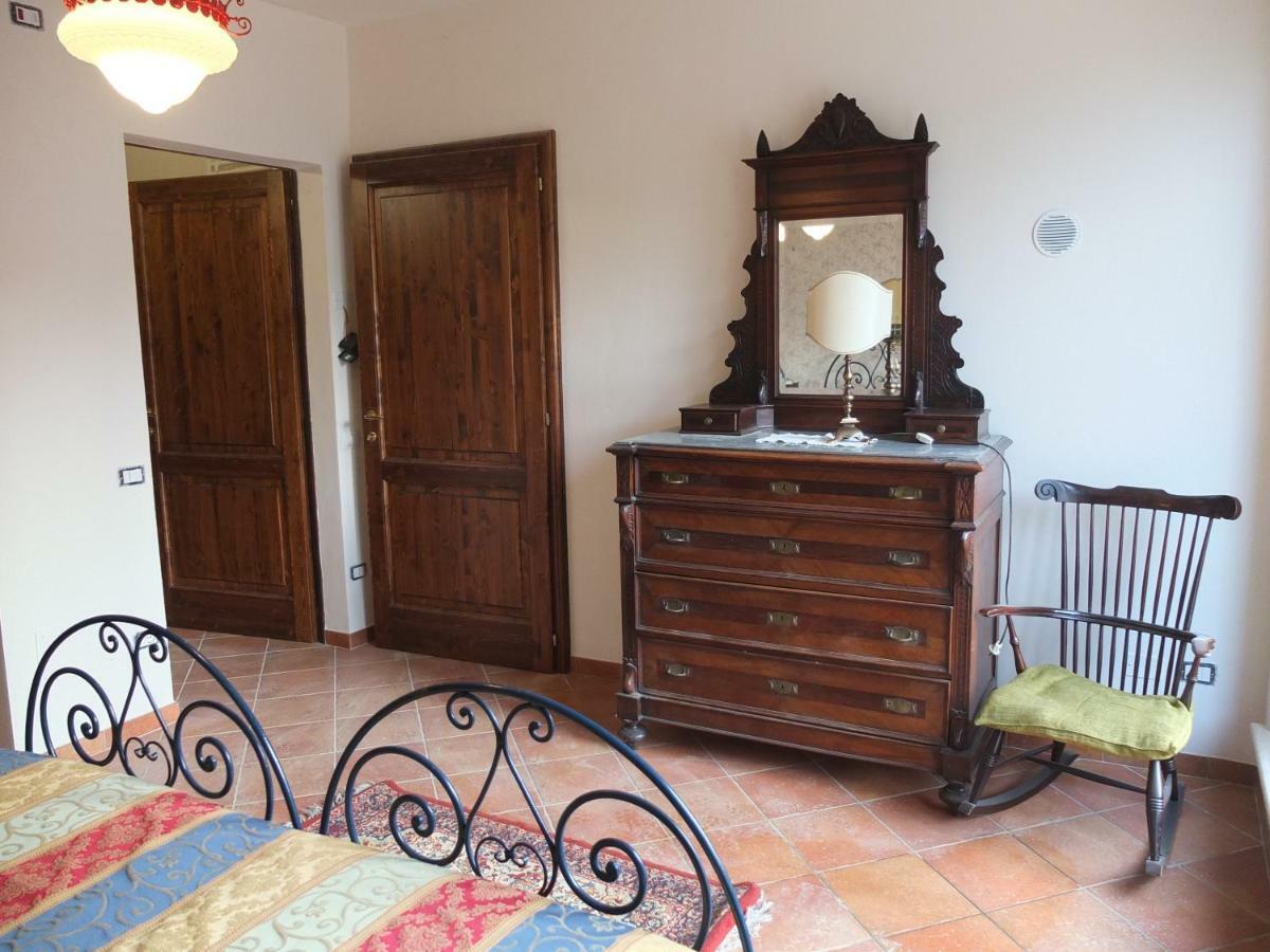 Uliveta Appartement San Gimignano Buitenkant foto